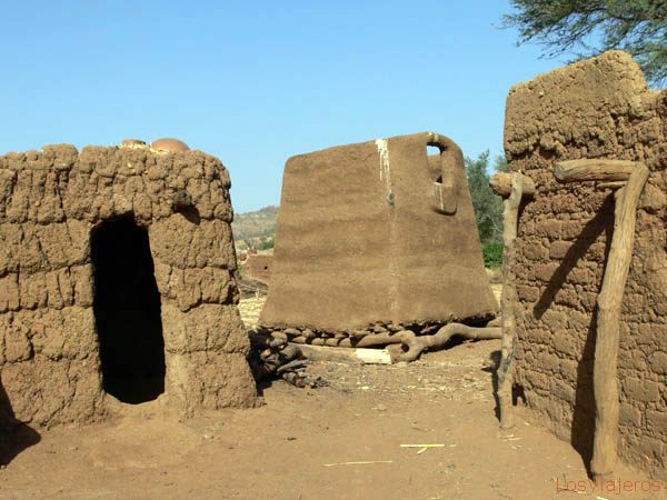 Granero lobi -Museo de Gaoua - Burkina Faso