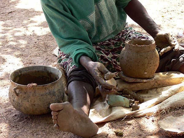 Fabricando Ceramica - Burkina - Burkina Faso