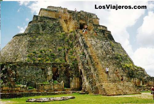 Casa del Adivino - Uxmal -Mexico
The Mayan ruins of Uxmal - Mexico
