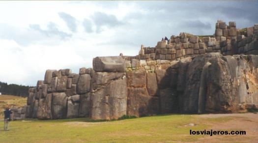 Antiguas Murallas Incas - Peru