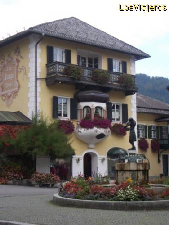 Plaza Mozart en St. Gilgen - Austria
Mozart square in St. Gilgen - Austria