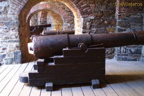 Cannons of Olavinlinna - Savonlinna - Finland
Cañones de Olavinlinna -Savonlinna- Finlandia