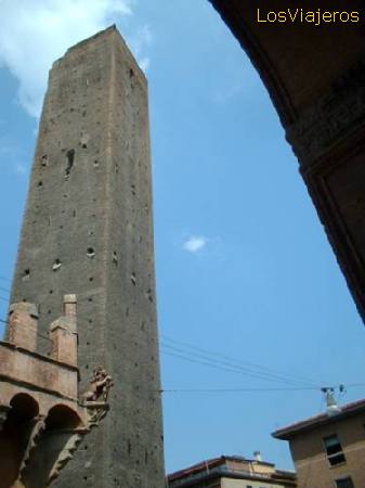 Torre degli Asinelli - Bologna - Italia
Asinelli Tower - Bologna - Italy