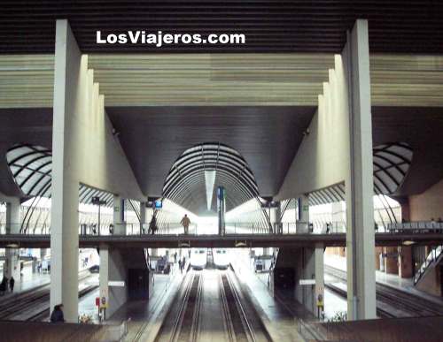 AVE de Sevilla. Estación de tren de Santa Justa - España